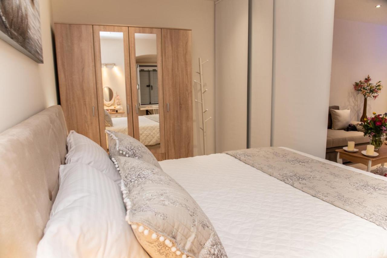 Valentino Luxury Studio In The Heart Of Corfu Town Zewnętrze zdjęcie