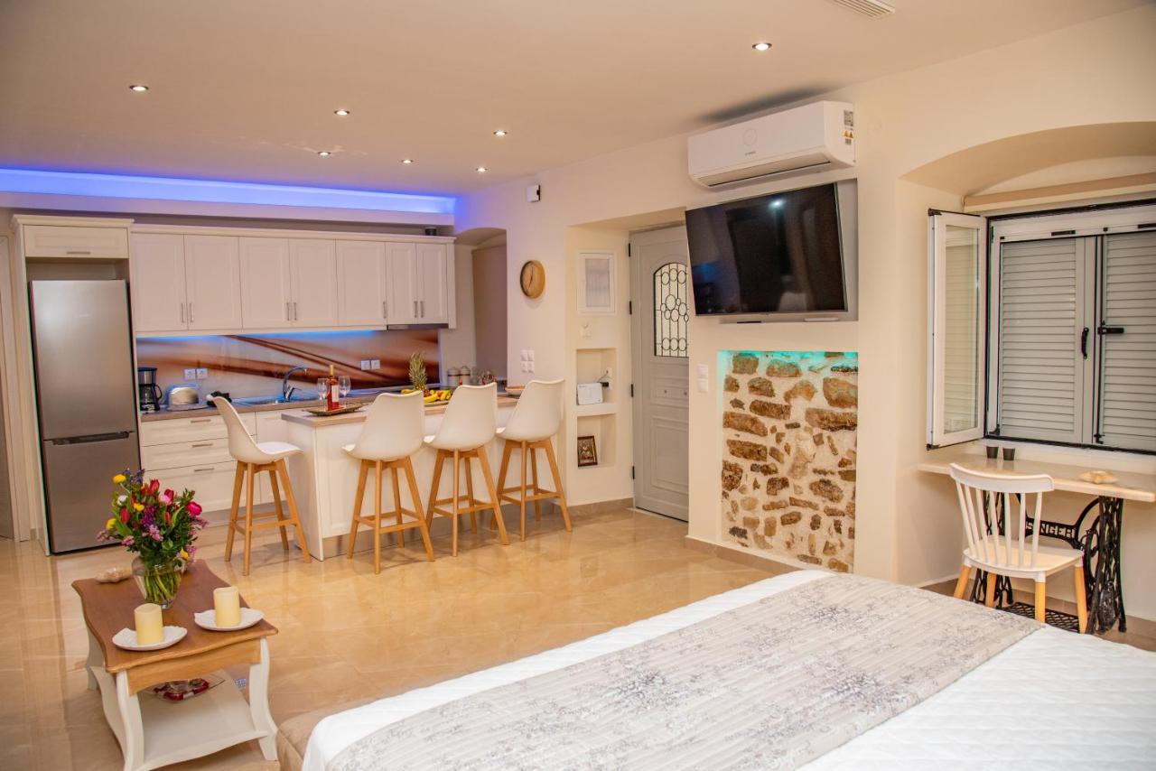 Valentino Luxury Studio In The Heart Of Corfu Town Zewnętrze zdjęcie
