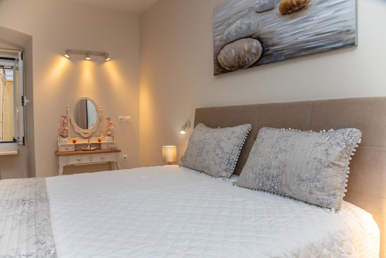 Valentino Luxury Studio In The Heart Of Corfu Town Zewnętrze zdjęcie
